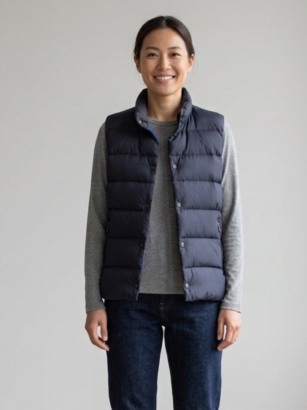 Gap Sz M Navy Sleeveless Down Feather Outdoor Puffer Vest